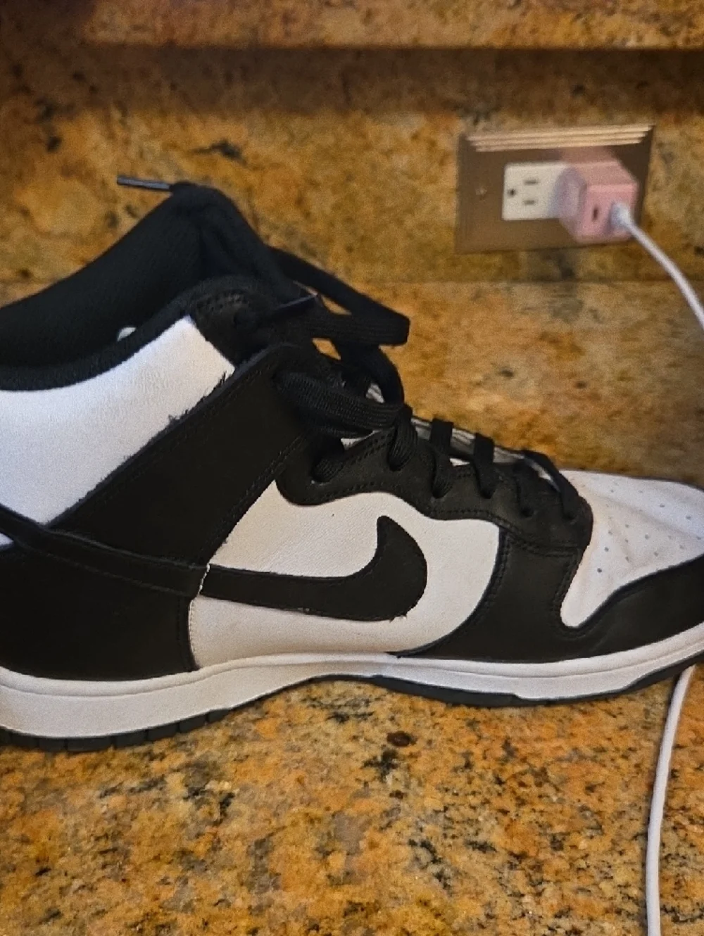 Nike Men’s High Top Sneakers Black White